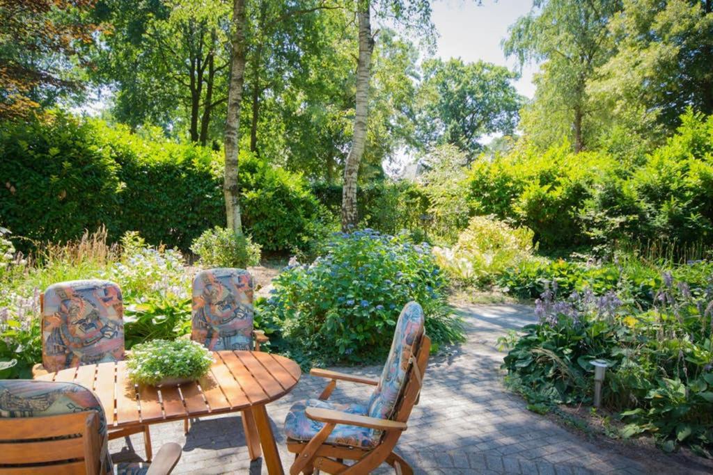 Luxe Recreatiebungalow Zelhem Exteriör bild
