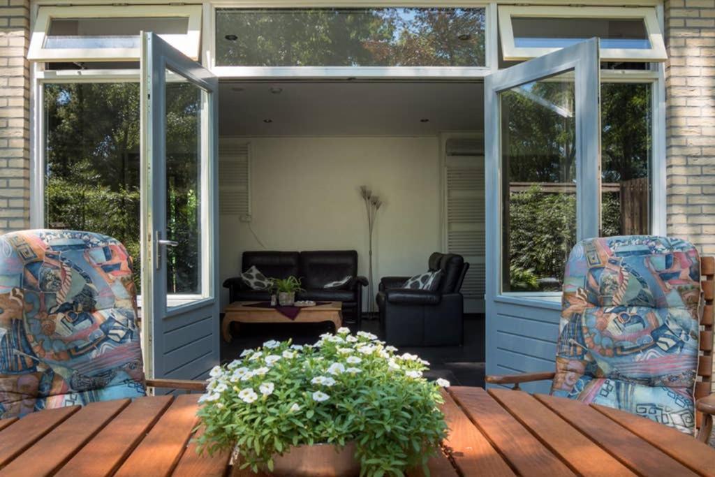 Luxe Recreatiebungalow Zelhem Exteriör bild
